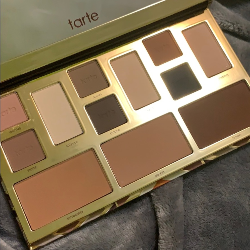 Tarte clay play face shaping palette
